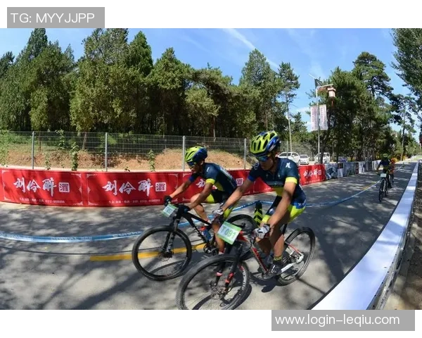 快船与爵士激战24日赛场精彩瞬间回顾与赛后分析